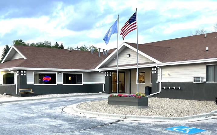 Pictures of Hospitality property located at 800 Mammoth Street, Hot Springs, SD 57747 for sales - image #1