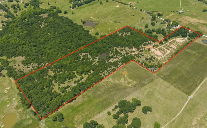 Pictures of Land property located at 5665 County Road 1470, Ada, OK 74820 for sales - image #1