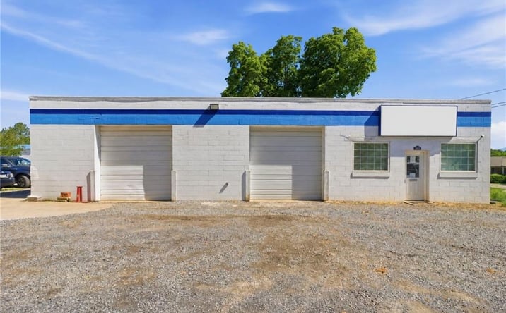 Pictures of Mixed Use property located at 1693 52 Alt Highway, Chatsworth, GA 30705 for sales - image #1
