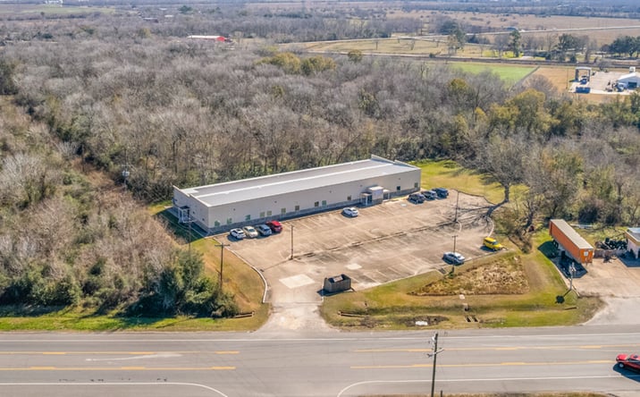 Pictures of Office property located at 1504 E MULBERRY ST, ANGLETON, TX 77515-3913 for sales - image #1