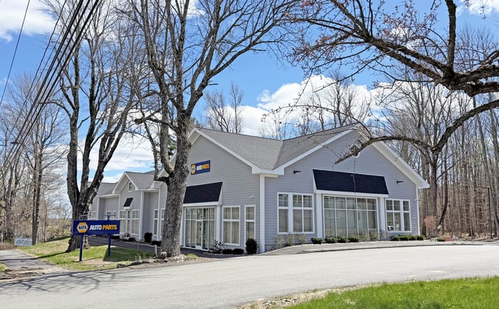 Pictures of Retail property located at 29 Ossipee Trail East, Standish, ME 04084 for sales - image #1