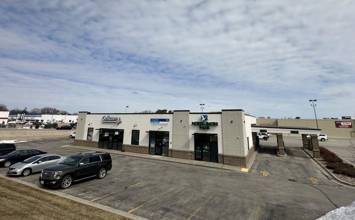 Pictures of Retail property located at 1620 W Mason St, Green Bay, WI 54303 for sales - image #1