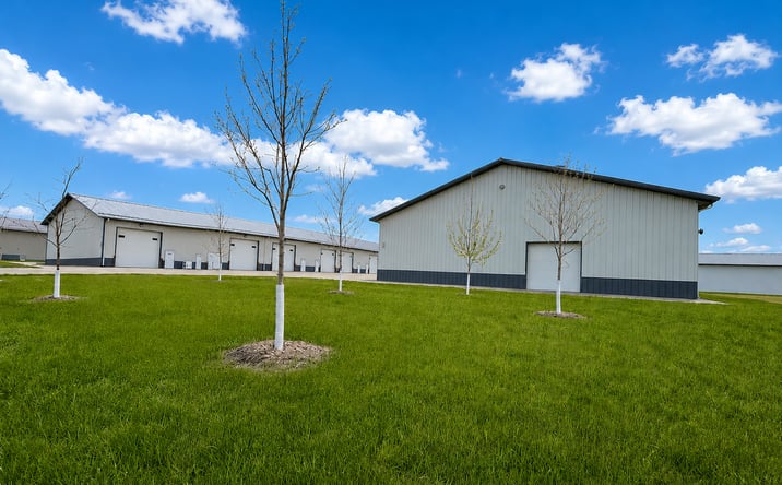 Pictures of Industrial property located at 421 29TH CT NW, WEST FARGO, ND 58078-6620 for sales - image #1