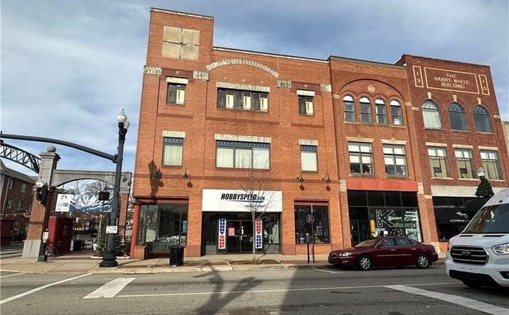 Pictures of Multifamily, Office property located at 9 North 7th Street, Indiana, PA 15701 for sales - image #1