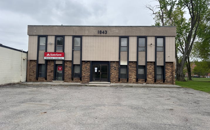 Pictures of Retail, Office, Mixed Use property located at 1843 West Alexis Road, Toledo, OH 43613 for sales - image #1