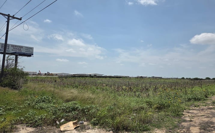 Pictures of Land property located at 2729 Interstate Highway 69 Access Road, Robstown, TX 78380 for sales - image #1