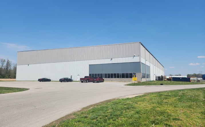 Pictures of Industrial property located at 6013 ELSNER DR, SEYMOUR, IN 47274-5563 for sales - image #1
