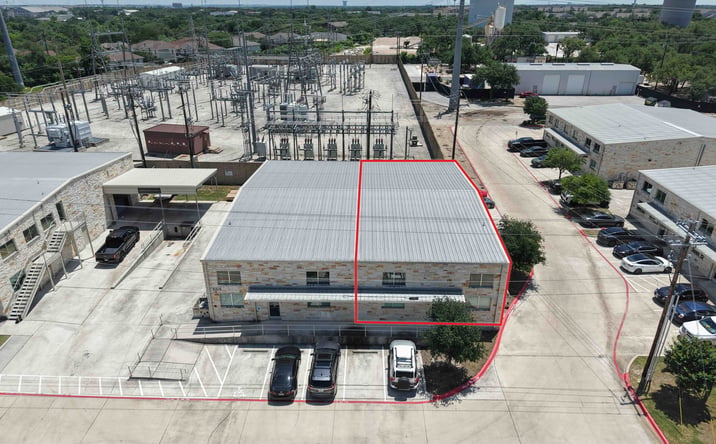 Pictures of Industrial property located at 2000 Windy Terrace, Bldg 18, Unit 18B, Cedar Park, TX 78613 for sales - image #1