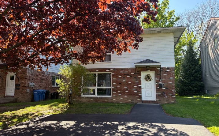 Pictures of Mixed Use property located at 431-433 W Lawrence Street, Albany, NY 12208 for sales - image #1