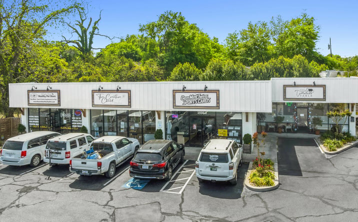 Pictures of Retail property located at 1930 Carolina Beach Road, Wilmington, NC 28401 for sales - image #1