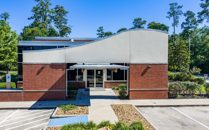 Pictures of Retail property located at 2404 Research Forest Drive, Spring, TX 77381 for sales - image #1