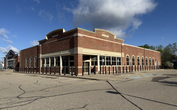 Pictures of Retail property located at 800 Ann Arbor Road, Plymouth, MI 48170 for sales - image #1