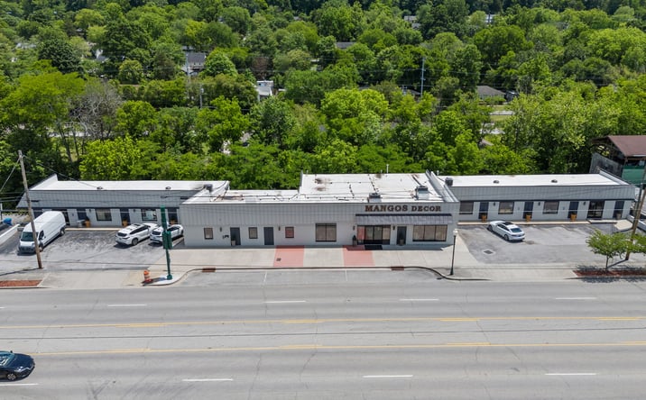 Pictures of Special Purpose, Mixed Use, Retail property located at 2112 DAYTON BLVD, RED BANK, TN 37415-6414 for sales - image #1