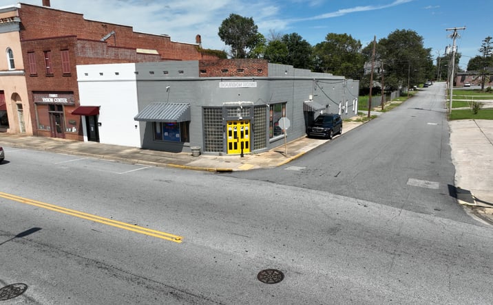 Pictures of Mixed Use property located at 129-131 South Broad Street, Clinton, SC 29325 for sales - image #1