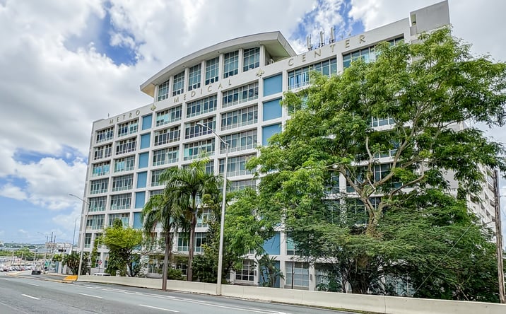 Pictures of Office, Business for Sale property located at 995 Reverendo Domingo Marrero, Bayamon, PR 00959 for sales - image #1