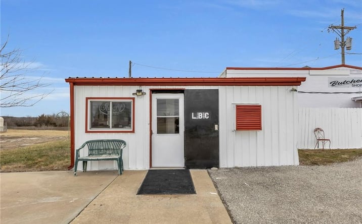 Pictures of Business for Sale property located at 25400 W 319th Street, Paola, KS 66071 for sales - image #1