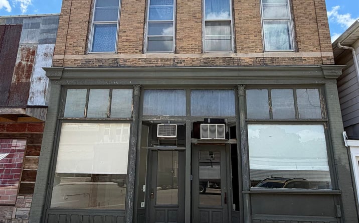 Pictures of Office, Retail property located at 106 & 106 1/2 N 7TH Street, Wyoming, IL 61491 for sales - image #1