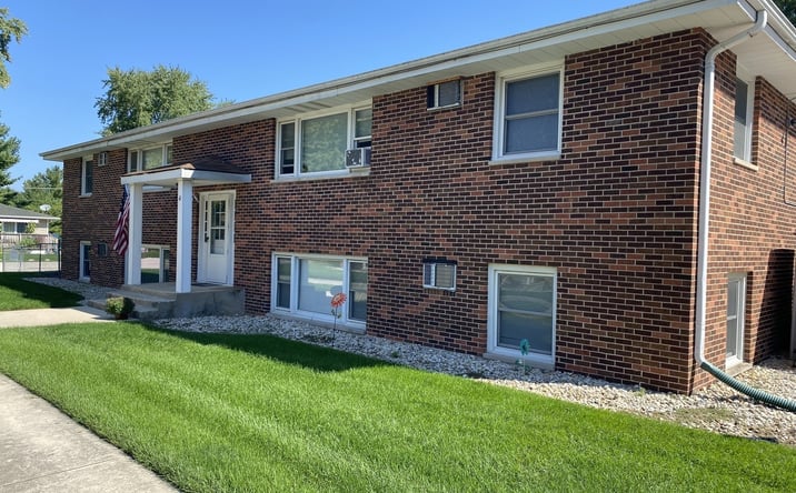 Pictures of Multifamily property located at 265 E Prairie Street, Manhattan, IL 60442 for sales - image #1