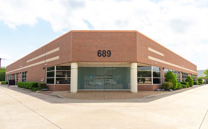 Pictures of Office property located at 689 Airport Fwy, Hurst, TX 76053 for sales - image #1