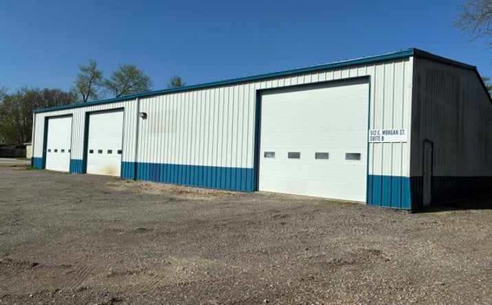 Pictures of Industrial property located at 508 E Morgan St, McLean, IL 61754 for sales - image #1