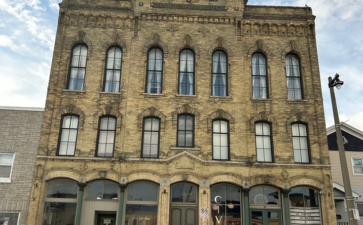 Pictures of Mixed Use property located at 907-911 W National Ave, Milwaukee, WI 53204 for sales - image #1