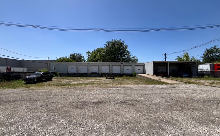 Pictures of Industrial property located at 1133 East Virginia Street, Evansville, IN 47711 for sales - image #1