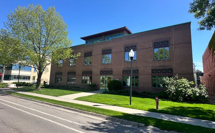 Pictures of Office property located at 1045 LINCOLN MALL, LINCOLN, NE 68508-2966 for sales - image #1