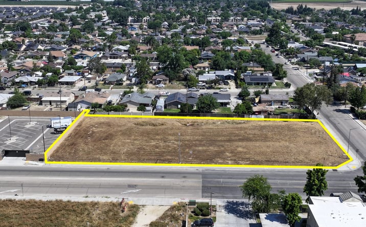 Pictures of Land property located at Tuolumne St, Parlier, CA 93648 for sales - image #1