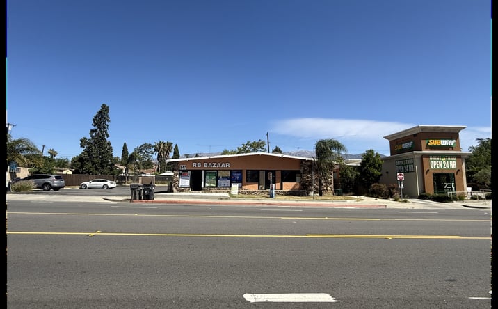 Pictures of Retail property located at 947 W Ramsey St, Banning, CA 92220 for sales - image #1