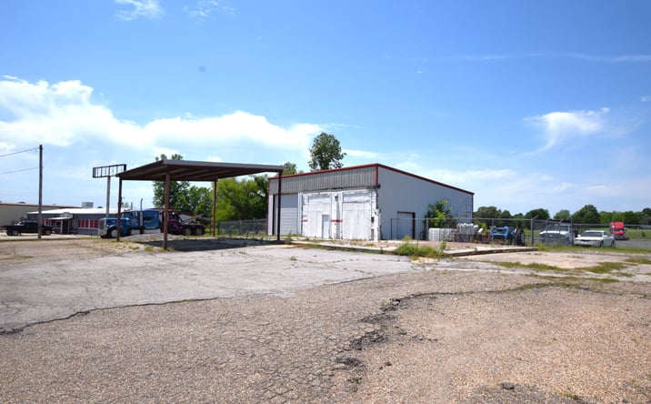 Pictures of Office, Mixed Use, Land property located at 1400 South Main Street, Muldrow, OK 74948 for sales - image #1