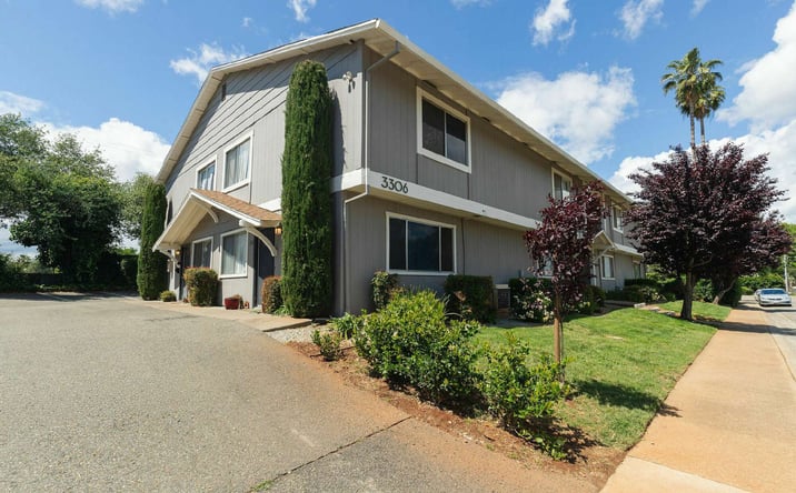 Pictures of Multifamily property located at 3260 Alexander Dr, Redding, CA 96002, 3306 Alexander Dr, Redding, CA 96002 for sales - image #1