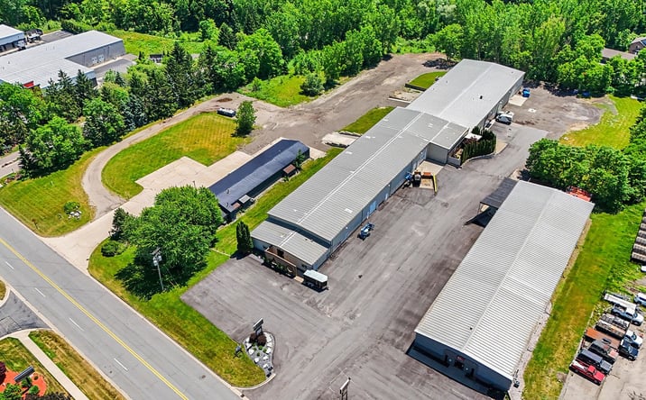 Pictures of Industrial property located at 2758 3 Mile Road Northwest, Grand Rapids, MI 49534 for sales - image #1