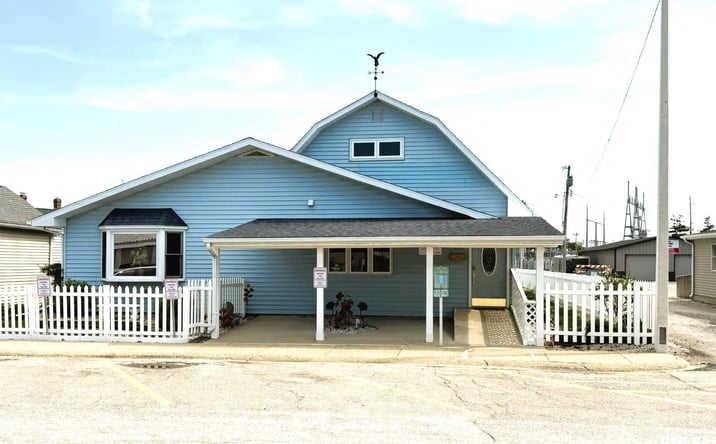 Pictures of Office, Retail property located at 108 MULBERRY Street, Chatham, IL 62629 for sales - image #1
