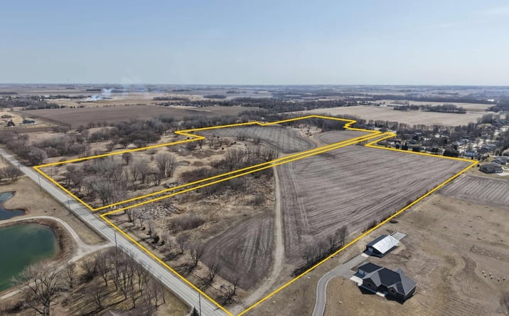 Pictures of Land property located at 12th Street NE, Mason City, IA 50401 for sales - image #1
