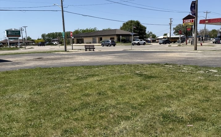 Pictures of Land property located at 459 W Walnut Street, Oglesby, IL 61348 for sales - image #1