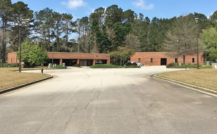 Pictures of Office property located at 120 Commerce Cir, Fayetteville, GA 30214 for sales - image #1