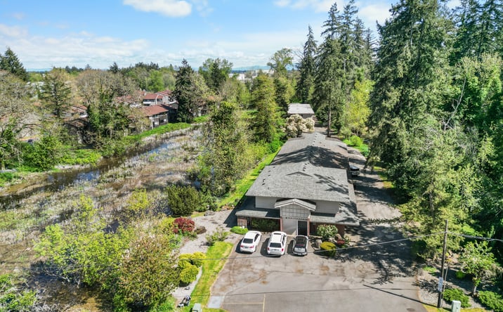 Pictures of Multifamily property located at 12413 Bridgeport Way Southwest, Lakewood, WA 98499 for sales - image #1