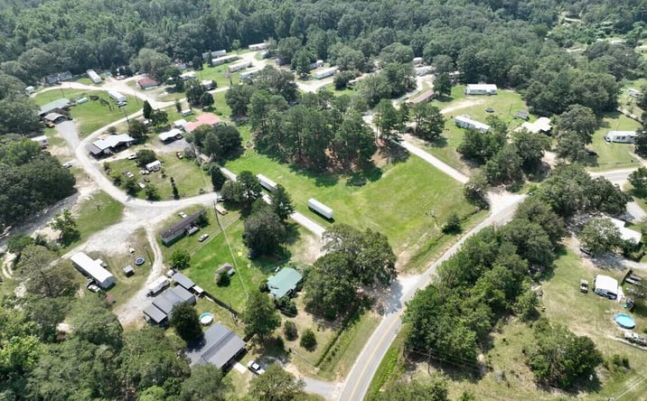 Pictures of Mobile Home Park property located at 322 Colony Farm Road Southwest, Milledgeville, GA 31061 for sales - image #1