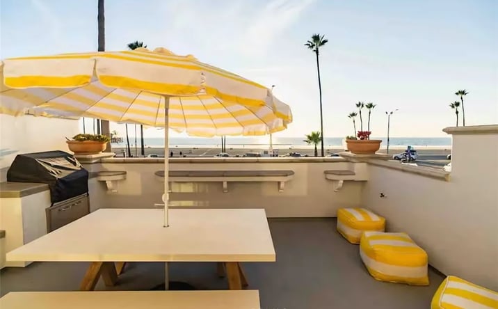 Pictures of Multifamily property located at 2202 W Oceanfront, Newport Beach, CA 92663 for sales - image #1