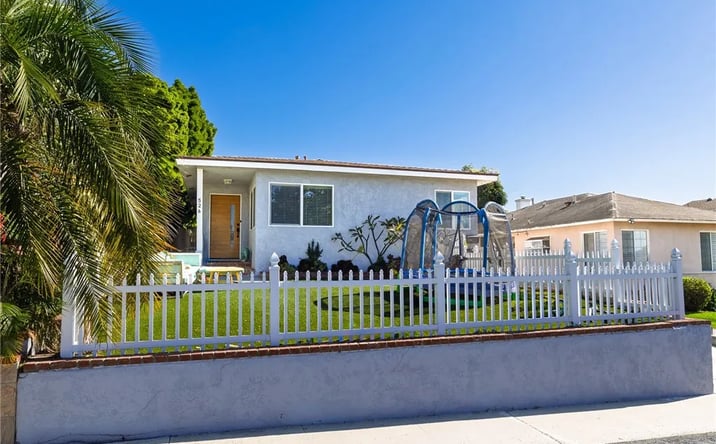 Pictures of Multifamily property located at 526 Sheldon Street, El Segundo, CA 90245 for sales - image #1