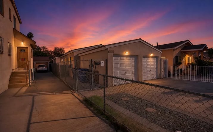 Pictures of Multifamily property located at 9234 Elizabeth Avenue, South Gate, CA 90280 for sales - image #1
