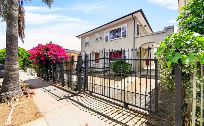Pictures of Multifamily property located at 1276 S Plymouth, Los Angeles, CA 90019 for sales - image #1