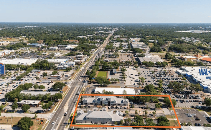 Pictures of Retail, Mixed Use property located at 2804 James L Redman Pkwy, Plant City, FL 33566 for sales - image #1