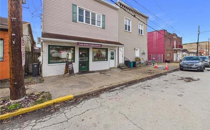 Pictures of Retail property located at 214 5th St, Saltsburg, PA 15681 for sales - image #1