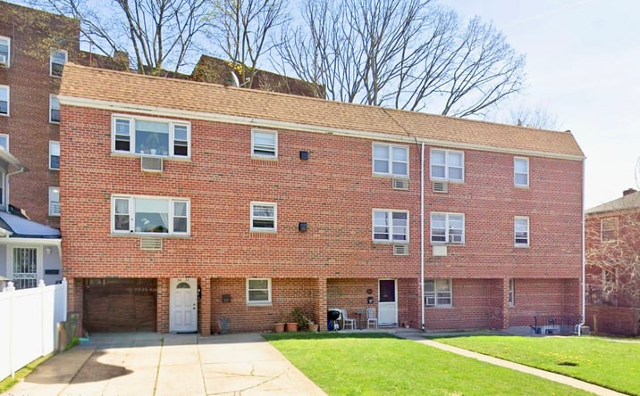 Pictures of Multifamily property located at 3611 UTOPIA PKWY, FLUSHING, NY 11358 for sales - image #1