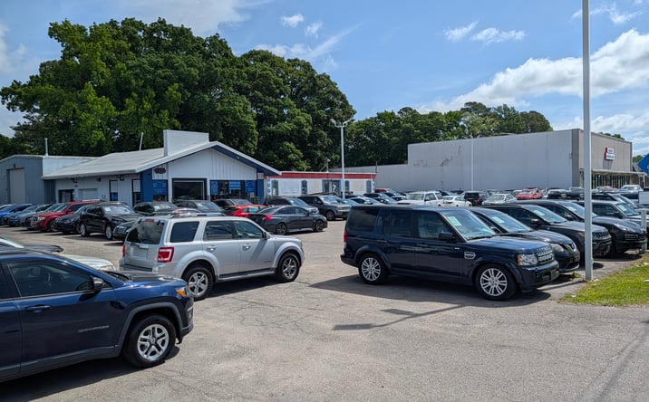 Pictures of Retail property located at 6530 East Virginia Beach Boulevard, Norfolk, VA 23502 for sales - image #1