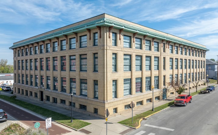 Pictures of Multifamily property located at 401 N 10th St, Richmond, IN 47374 for sales - image #1