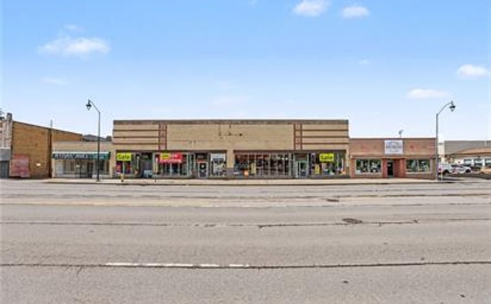 Pictures of Retail property located at 467 W Ridge Rd, Rochester, NY 14615 for sales - image #1