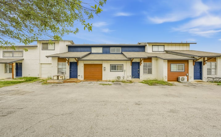 Pictures of Multifamily property located at 11803 Alamo Blanco Street, San Antonio, TX 78233 for sales - image #1