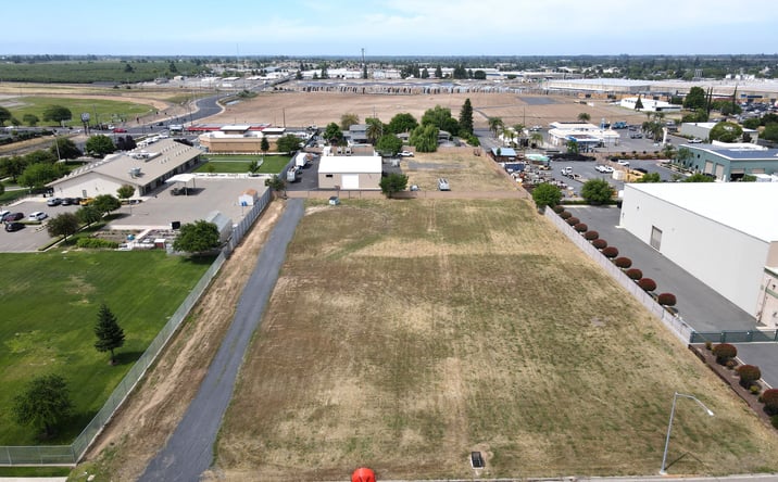 Pictures of Land, Industrial property located at 1003 Wakefield Drive, Oakdale, CA 95361 for sales - image #1